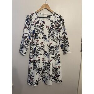Banana Republic Women's 3/4 Sleeve White Floral Dress Fit & Flare Lined Size 6